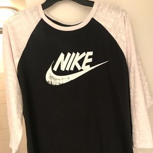 Nike Tee